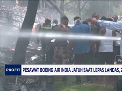 Video: Pesawat Boeing Air India Jatuh Saat "Take Off", 260 Orang Tewas