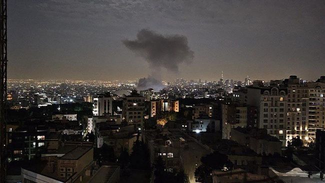 Breaking: Iran Balas Serang Israel, Luncurkan 100 Drone
