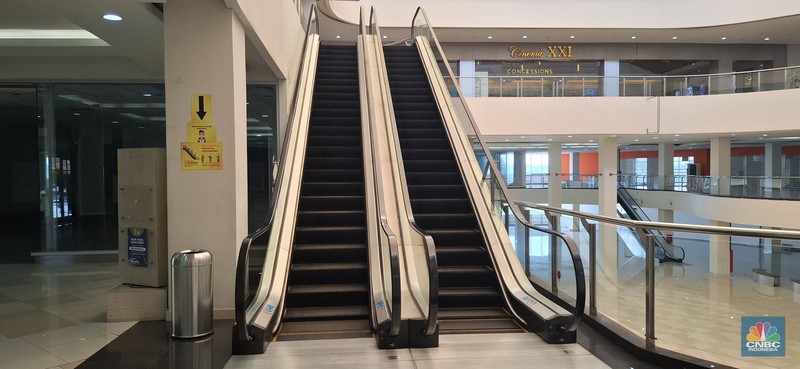 Kondisi Terkini Mall Kekinian di Cinere, Jumat (13/6/2025). (CNBC Indonesia/Chandra Dwi Pranata)