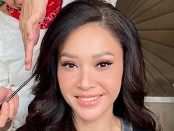 Maia Estianty Test Makeup Pernikahan Al Ghazali-Alyssa, Hasilnya Memukau Maia Estianty Test Makeup Pernikahan Al Ghazali-Alyssa, Hasilnya Memukau