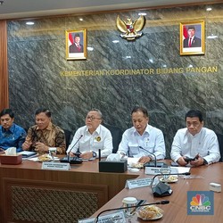 Zulhas Sebut Warga RI Rebutan Mau Bangun Koperasi Desa Merah Putih