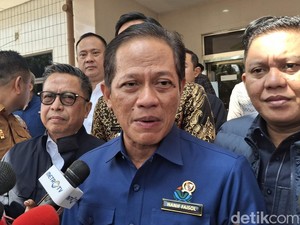 Menteri LH Ungkap Penyebab Kondisi Udara Jakarta Tak Sehat