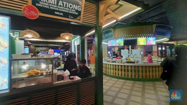 Mal Ini Bak Bangkit dari Kubur, Restoran Banyak-Pengunjung Berdatangan