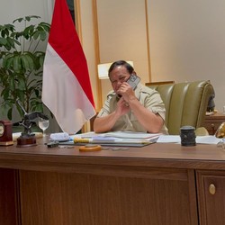 Teddy Ungkap Isi Percakapan 15 Menit Prabowo & Trump via Telepon