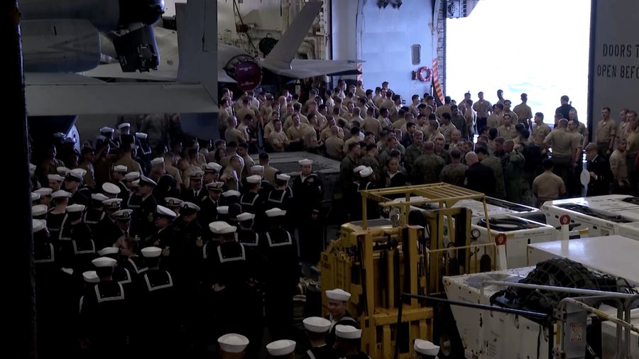 Kapal serbu amfibi USS America tiba, saat Australia bersiap menjadi tuan rumah latihan militer Talisman Sabre dari 13 Juli hingga 4 Agustus 2025, latihan gabungan bilateral terbesar antara Australia dan Amerika Serikat, di Pelabuhan Sydney, Sydney, Australia, 14 Juni 2025. Kapal serbu amfibi USS America tiba, saat Australia bersiap menjadi tuan rumah latihan militer Talisman Sabre dari 13 Juli hingga 4 Agustus 2025, latihan gabungan bilateral terbesar antara Australia dan Amerika Serikat, di Pelabuhan Sydney, Sydney, Australia, 14 Juni 2025. (REUTERS/Stephen Coates)