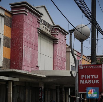 Potret Mal Legendaris di Bekasi Terbengkalai, Buka Setahun Sekali