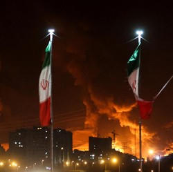 Iran vs Amerika: Kronologi Dendam, Nuklir, dan Perang