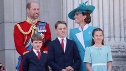 Gestur Kecil Penuh Arti Pangeran William ke Kate Middleton
