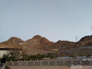 Tentang Jabal Nur dan Tradisi Rihlah Ilmiah yang Memudar Saat Berhaji