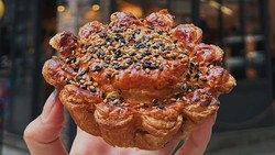 Pie Rendang Rp 99 Ribu di Hong Kong Laris Diantre!