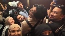 Restu Suami untuk Zaskia Adya Mecca-Ratna Galih Ikut Global March to Gaza