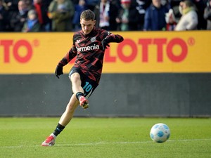 Wirtz Tes Medis di Liverpool Hari Jumat