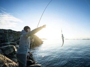 Kalender Jawa Senin Pahing 20 April 2026: Hari Baiknya Pemancing