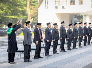 Farhan Lantik 13 Pejabat Baru di Pemkot Bandung, Ini Daftarnya