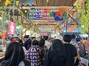 Meriah! Ribuan Warga Serbu Kuliner Viral Indonesia di TSM Bandung