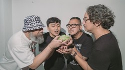 SaladKlab: Campuran Rasa Musik Elektronik yang Segar di Telinga