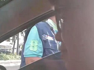 Tampang Pria di Surabaya yang Viralkan Jukir Gratis Tarik Uang