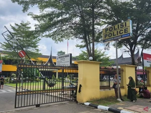 Viral Pencari Kerja di Padang Tertipu Loker Palsu di Mal, Diminta Setor Duit