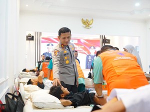 100 Anak Ikut Khitan Massal Polres Ponorogo Sambut HUT ke-79 Bhayangkara