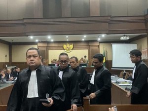 Pengacara Tom Lembong Walk Out gegara Jaksa Bacakan Keterangan Saksi di Sidang