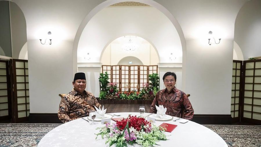 Presiden Prabowo Subianto menghadiri jamuan makan malam atas undangan Perdana Menteri Republik Singapura, Lawrence Wong. (Instagram/presidenrepublikindonesia)