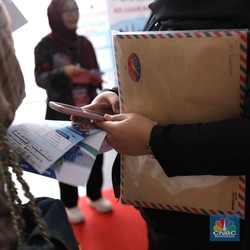 Daftar Pekerjaan yang Paling Aman di Tengah Badai PHK & Ekonomi Sulit
