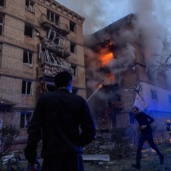 Putin Ngamuk di Ukraina, Serangan Mematikan Bombardir Jantung Kyiv