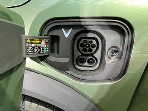Setelah Investigasi KNKT, Terungkap Sistem Keselamatan yang Dimiliki Mobil Listrik