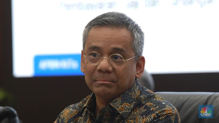 Wamenkeu Suahasil Nazara saat Konferensi Pers APBN KITA bulan Juni 2025 di Jakarta, Selasa (17/6/2025). (CNBC Indonesia/Muhammad Sabki)