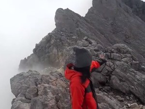 Berawal dari Kenalan di TikTok, Berujung Naik Gunung Merapi Ilegal