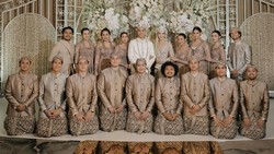 Inspirasi Gaya Classy Bridesmaid & Groomsman di Pernikahan Al Ghazali-Alyssa