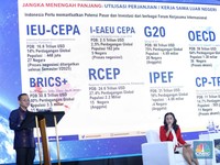 1.800 Ton Emas Orang RI Disimpan Di Bawah Bantal, Begini Penjelasannya