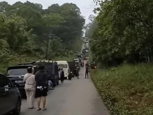 Truk Muatan Alat Musik Laka di Musi Rawas, Sebabkan Kemacetan Panjang