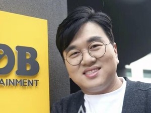 Geger CEO JDB Entertainment Selingkuh dengan Member Grup Idol