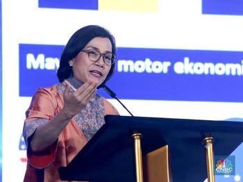 Sri Mulyani Ungkap Cara Negara Bantu Orang Miskin Naik Kelas