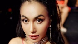 Aisha Akhirnya Tahu Denada Operasi Hidung, Begini Reaksinya