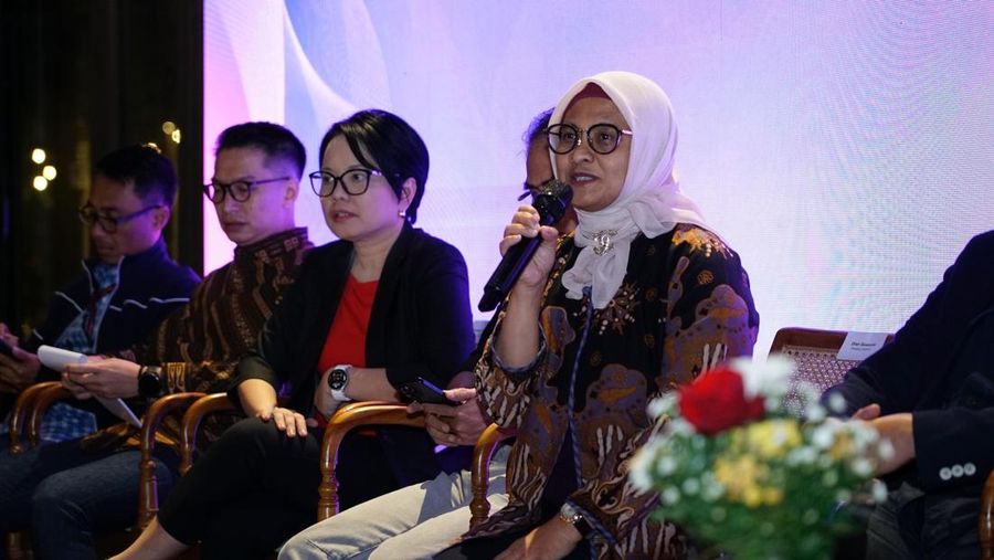 Direktur Utama Telkom Dian Siswarini beserta jajaran direksi Telkom pada acara Executive Media Gathering, di Jakarta, pada Selasa (17/6). (Dok. Telkom)