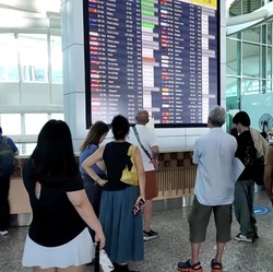 Puluhan Penerbangan Dari & Menuju Bali Terdampak Erupsi G.Lewotobi