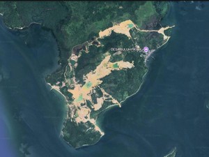 Before-After Kerusakan Parah Pulau Citlim Terekam Citra Satelit