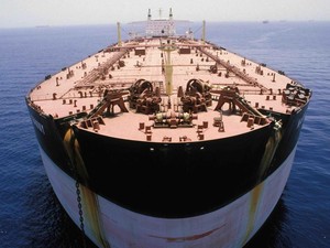 Mungkinkah Iran Tutup Selat Hormuz? Apa Akibatnya?