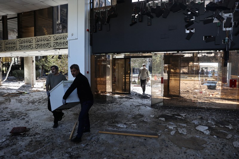 Pemandangan setelah serangan Israel terhadap gedung penyiaran TV Negara Iran, yang menjadi sasaran, di Teheran, Iran, Kamis (19/6/2025). (Majid Asgaripour/WANA via REUTERS) Pemandangan setelah serangan Israel terhadap gedung penyiaran TV Negara Iran, yang menjadi sasaran, di Teheran, Iran, Kamis (19/6/2025). (Majid Asgaripour/WANA via REUTERS)