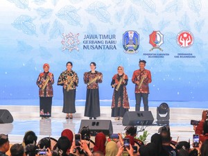 Bojonegoro Wastra Batik Festival 2025 Resmi Dibuka