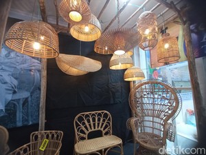 Pemeran Bangga Buatan Cirebon Pamerkan Produk Lokal, Batik hingga Rotan