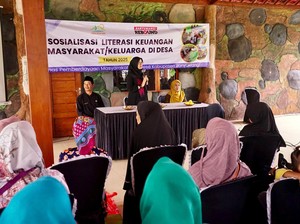 Bupati Ipuk Ajak Ibu-ibu Banyuwangi Bijak Kelola Uang, Hindari Pinjol