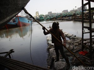 Paket Stimulus Prabowo Sasar Pekerja Lepas & Driver Ojol