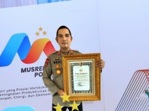 Polres Situbondo Raih Penghargaan Pelayanan Prima-Bebas Korupsi dari Polri