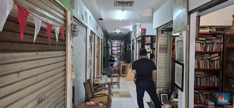 Kondisi Pasar Gembrong di Jakarta Timur sepi pembeli, Jumat (20/6/2025). (CNBC Indonesia/Chandra Dwi Pranata) Kondisi Pasar Gembrong di Jakarta Timur sepi pembeli, Jumat (20/6/2025). (CNBC Indonesia/Chandra Dwi Pranata)