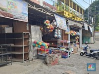 Pasar Gembrong Sepi-Pembeli Kabur, Pedagang Tunjuk Biang Keroknya
