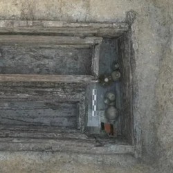 Arkeolog Temukan Makam Berusia 1.800 Tahun Penuh Harta Karun