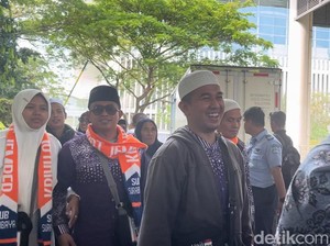 Cerita Jemaah Haji Penumpang Saudia yang Mendarat Darurat di Kualanamu